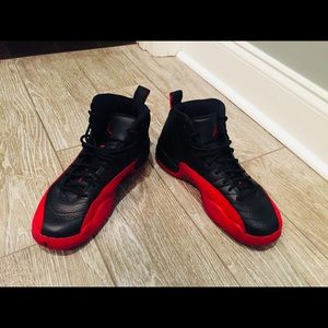 Air Jordan retro 12